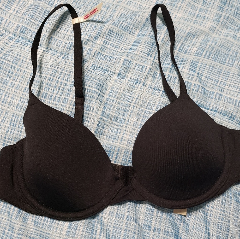 Pink Victoria's secret bra